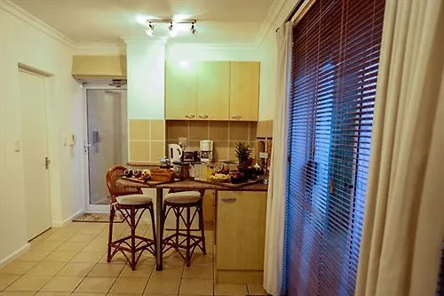 Secret Garden Guesthouse Bloubergstrand Guest house